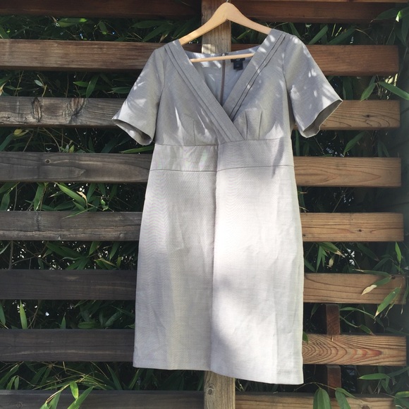 Ann Taylor Dresses & Skirts - NWT Ann Taylor dress